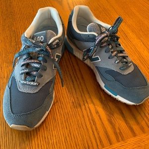 NIB New Balance by J. crew Blue and Pink Retro 7.5